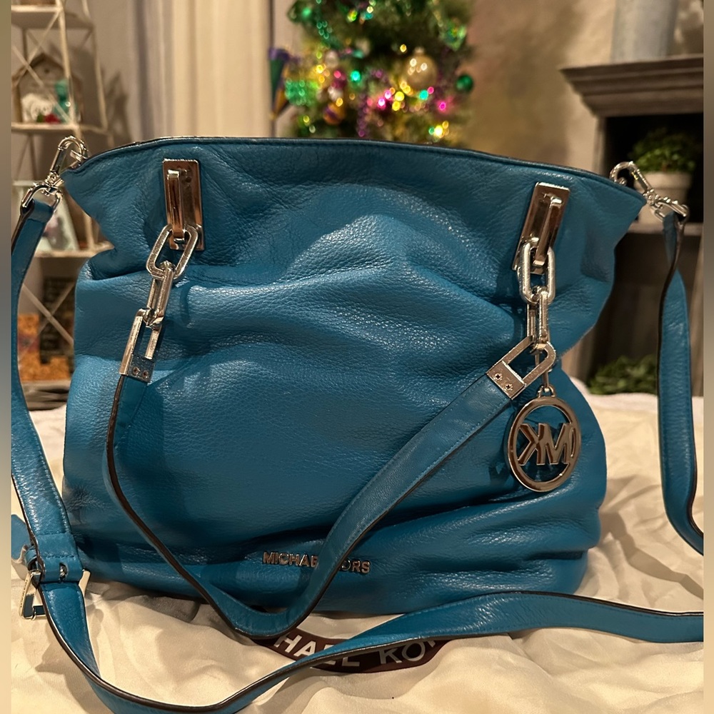 Authentic Michael Kors bag. *damaged*